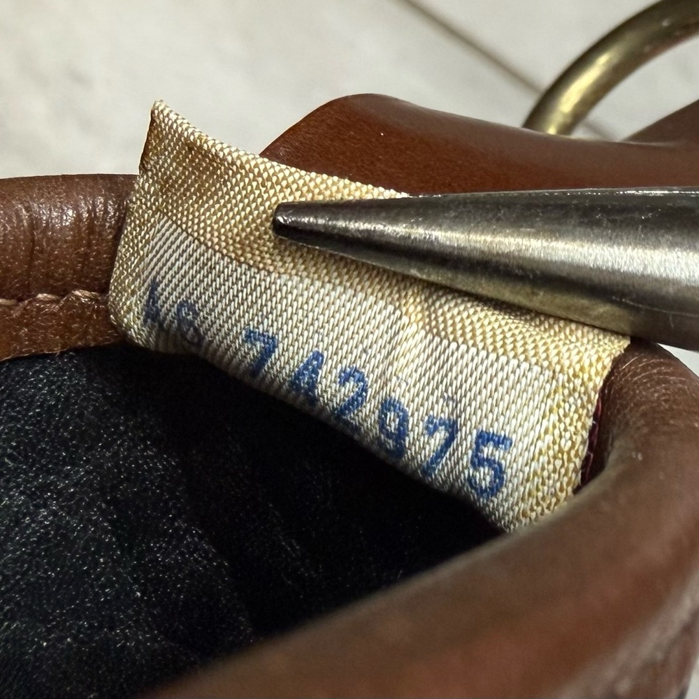 Dooney & Bourke black leather AWL drawstring close sling bucket bag classic - Picture 7 of 12